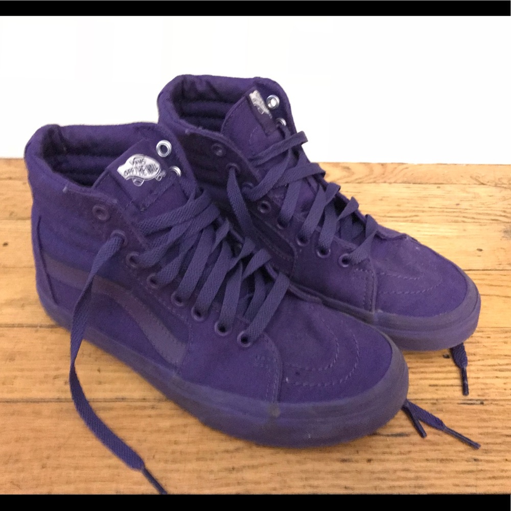 Purple High top Vans women’s size 6.5
